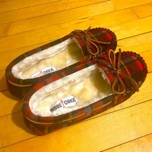 Minnetonka Moccasin Slippers